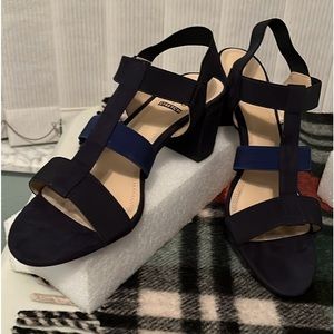 VIDEO Multiple listing of Shoes see pictures for brands and colors. 8M-8 1/2M.